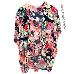 Modern Vintage Boutique Navy Bright Multicolor Floral Design Kimono Wrap Small